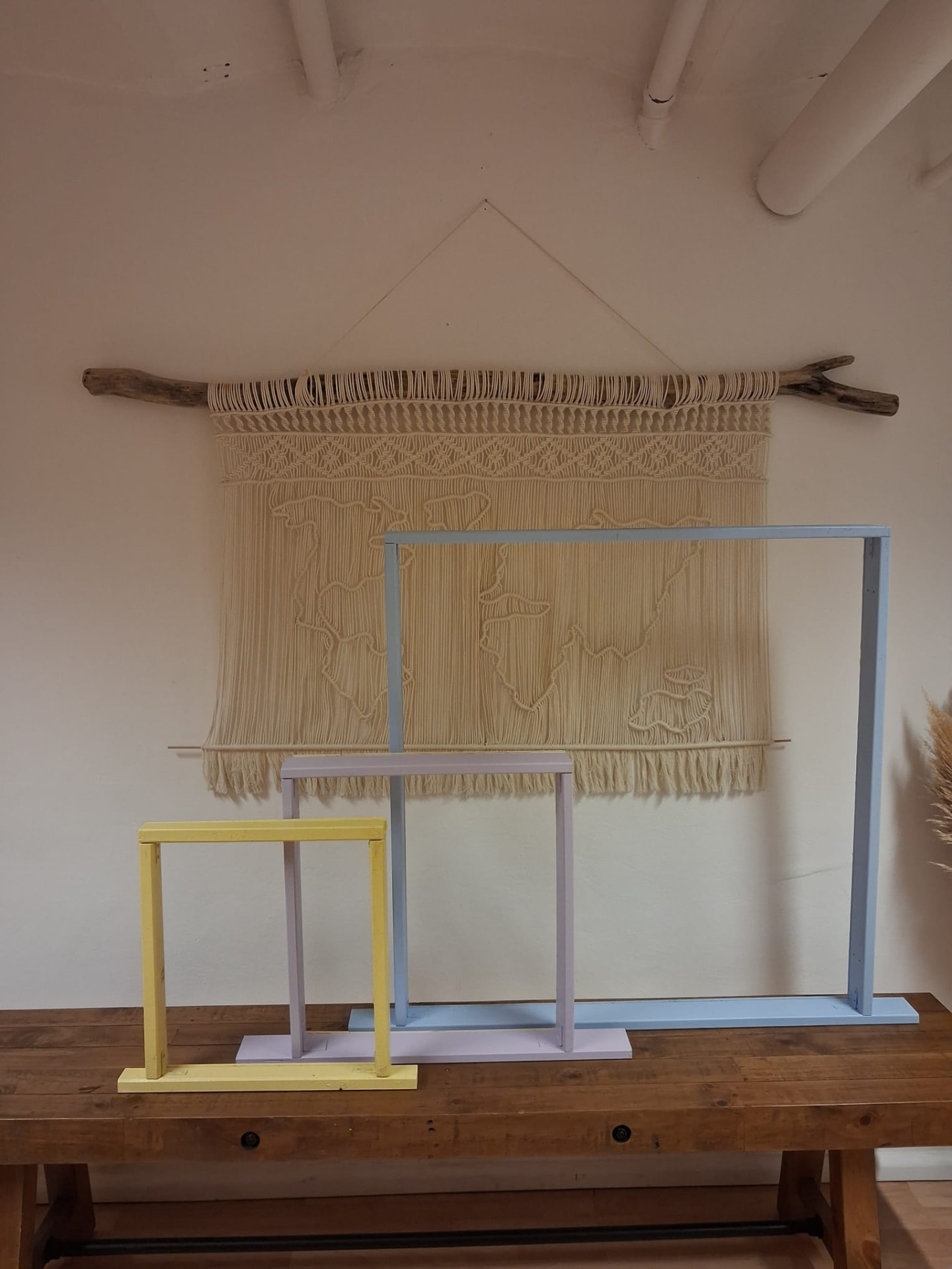 Die drei Tufting-Rahmengrößen im Vergleich: 25x25 cm, 45x45 cm und 85x85 cm